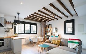 Duplex De Diseno Cerca De Riazor